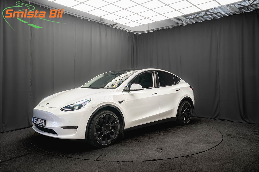 Tesla Model Y Long Range AWD 20'' DRAG PANO LÄDER 1-ÄGARE MOMS