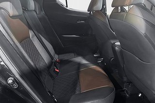SUV Toyota C-HR 11 av 24
