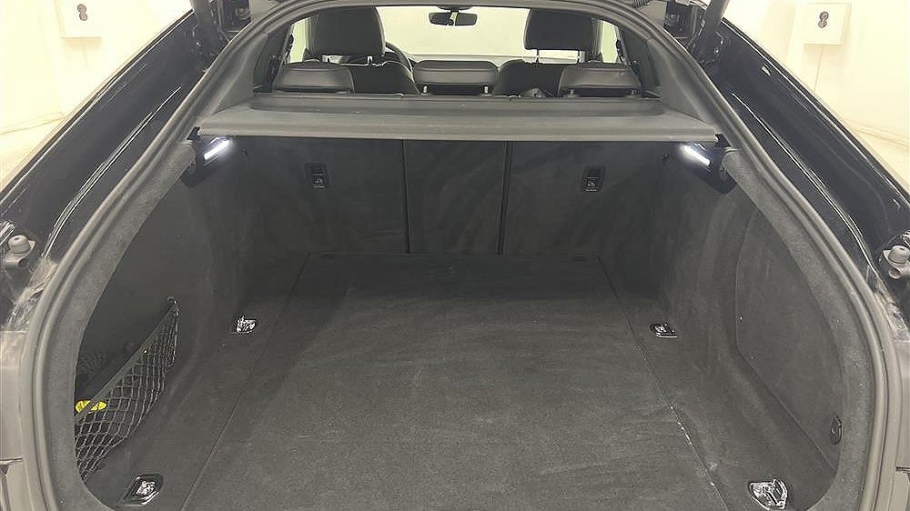 Audi A7 har en rak fyra på 265 hästkrafter. 