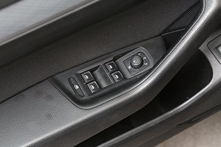 Kombi Volkswagen Passat 11 av 27