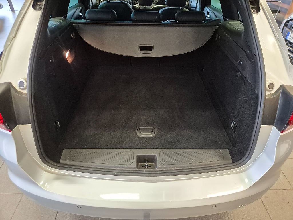 Opel Astra Sport Tourer 1.2 Turbo 145hk Euro 6 / Ultimate