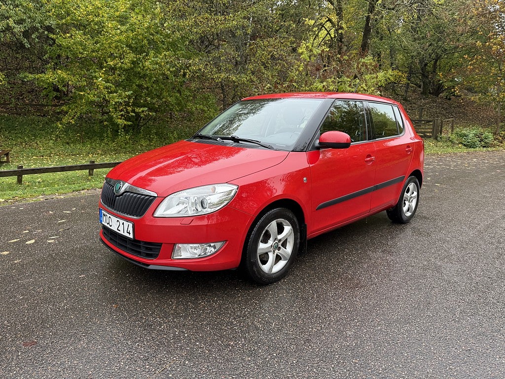 Skoda Fabia 1.2 TSI Elegance Nybess/Nyservad/P-sensorer bak
