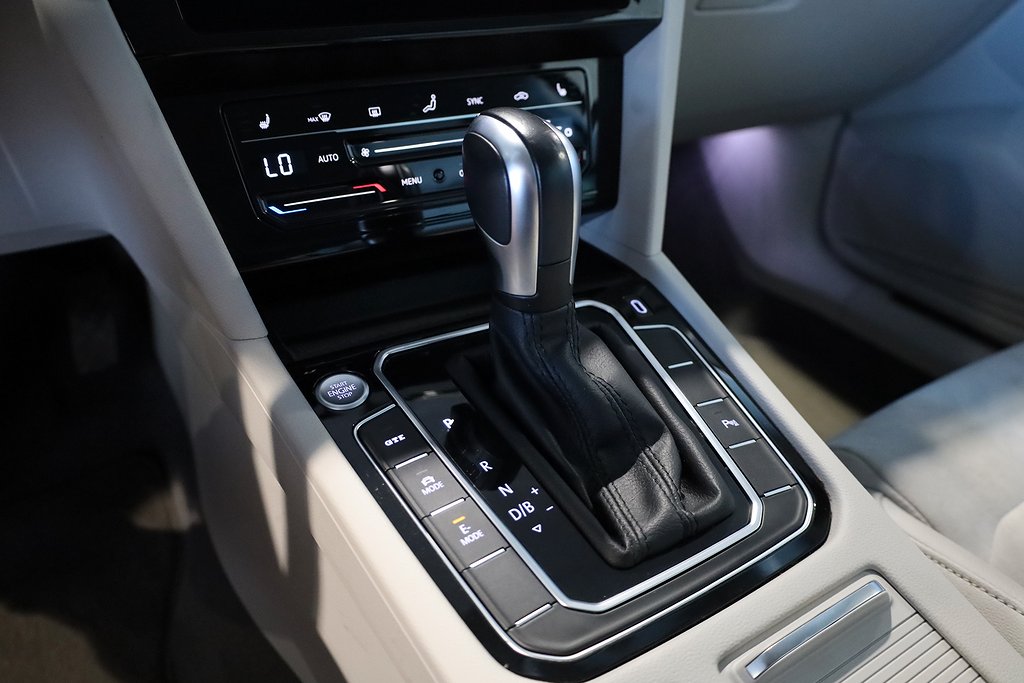 Volkswagen Passat 1,4 TSI GTE SC DSG Kamera Drag Leasbar Navi 2021
