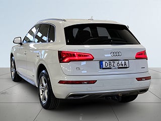 Audi Q5 40 TDI quattro S Tronic Drag Värmare Psens S&V-hjul