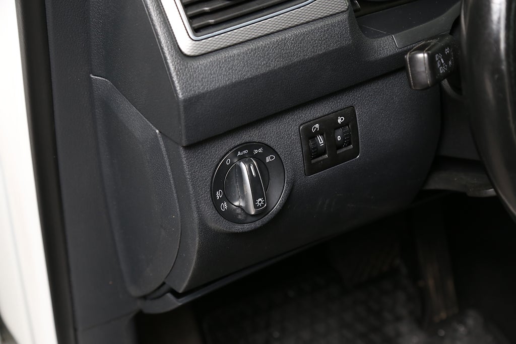 Volkswagen Caddy Maxi Life 2,0 TDI 4M Comfortline 7-sits Värmare Drag 2020