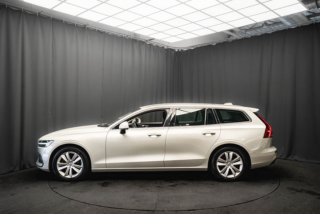 Volvo V60 B4 DRAG KAMERA D-VÄRMARE KEYLESS 1-ÄGARE MOMS 197hk