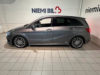Mercedes-Benz B 200 d 4M AMG Sport Pano Drag Kamera MoK SoV