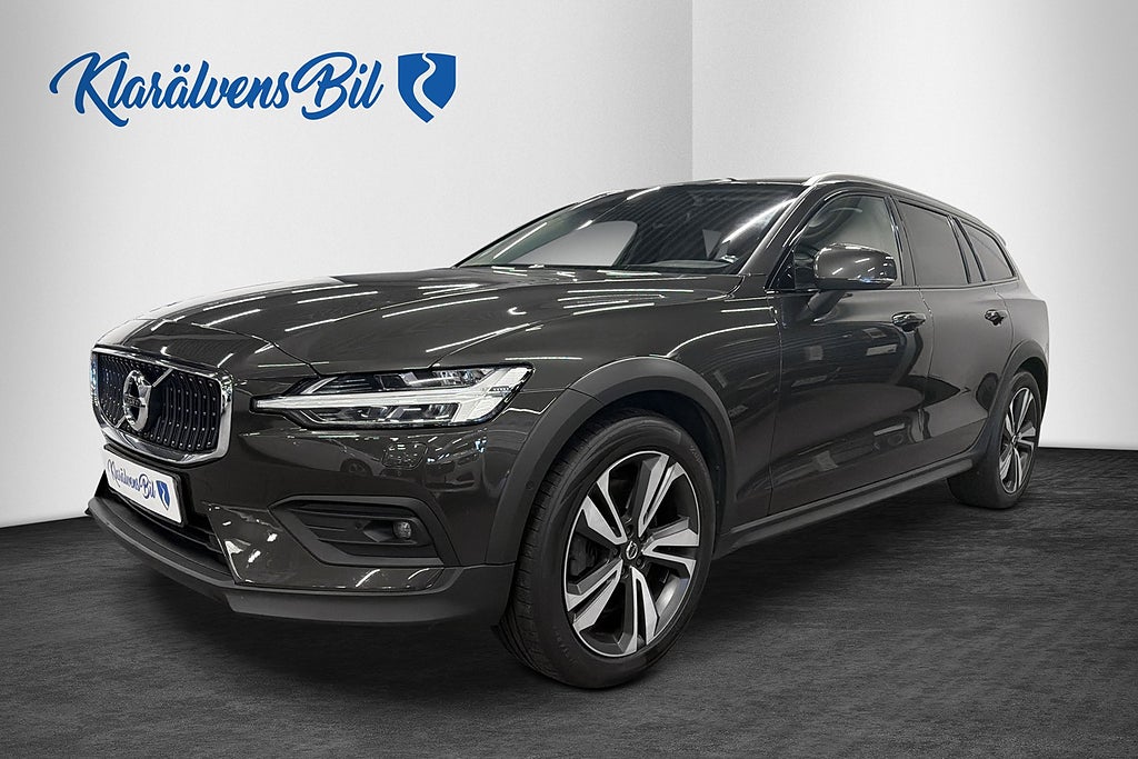 Volvo V60 Cross Country D4 AWD Geartronic (190hk) Drag D-Värm Adaptiv Navi Pdc