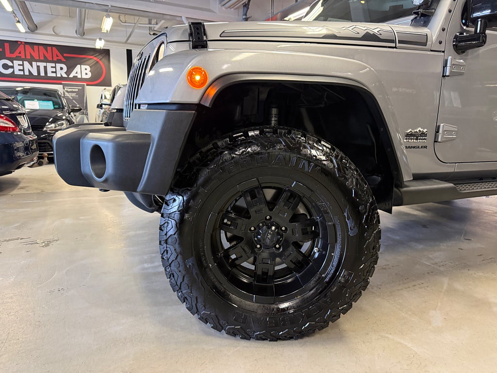 Jeep Wrangler 2014 - miniatyr 2
