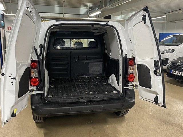 Bild på Peugeot Partner 1.6 BHDi 99hk L1 - FARTHÅLLARE