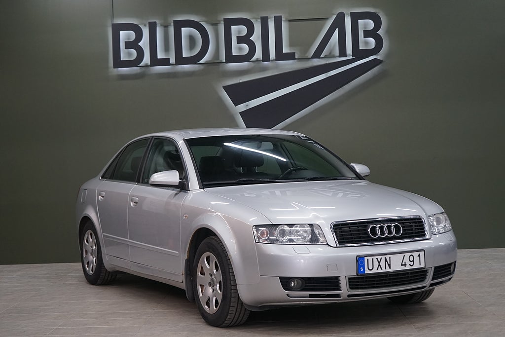 Audi A4 Audi A4 Sedan 2.0 Manuell NYBES 130HK