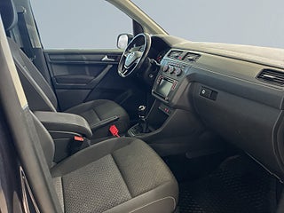 Volkswagen Caddy Combi 2.0 TDI 4M Dvärmare Drag B-kamera S&V Takräcke