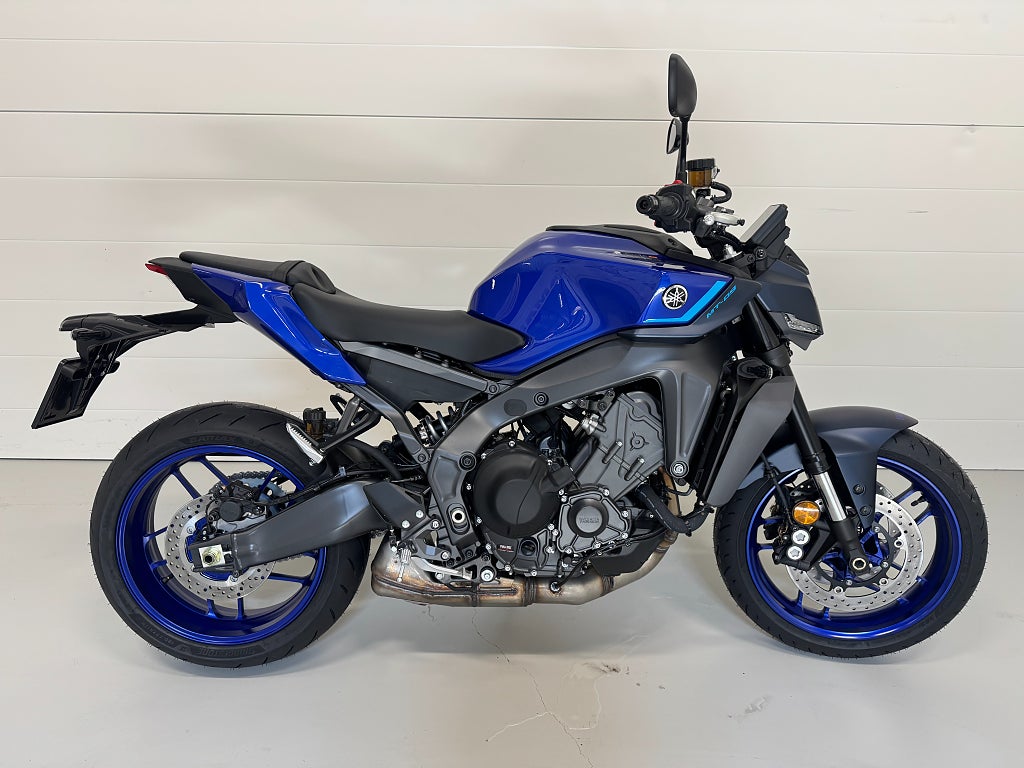 Yamaha MT-09  LAGERKAMPANJ *Inkl tail tidy*