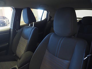 Halvkombi Nissan Leaf 16 av 22