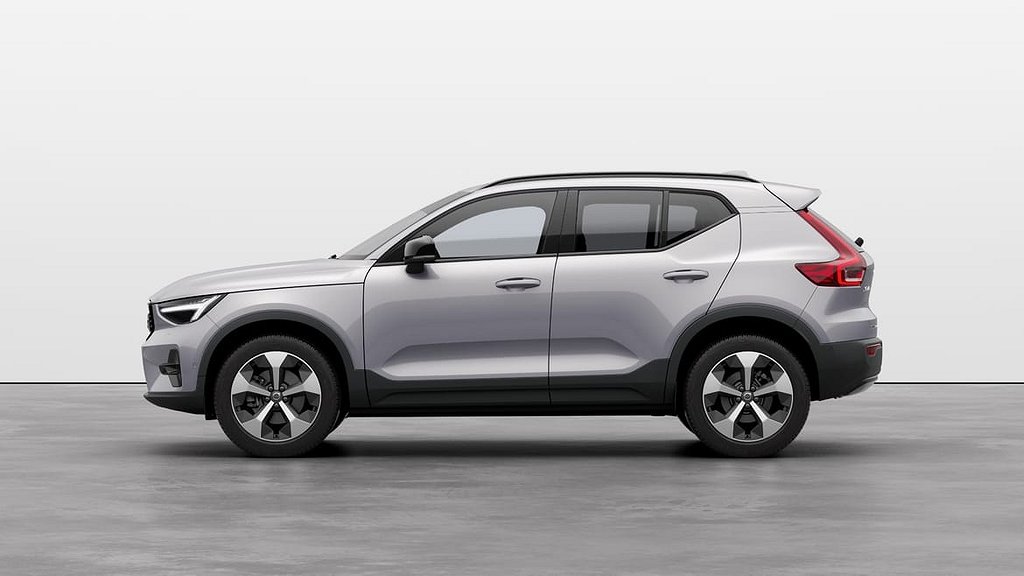 Volvo XC40 B3 FWD Bensin Plus Dark