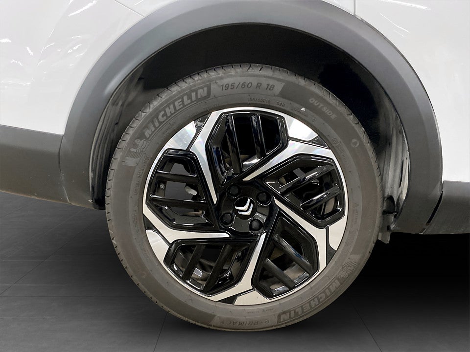 Bild på Citroën C4 X Shine 1.2 PT 130hk Aut - B-KAMERA, CARPLAY