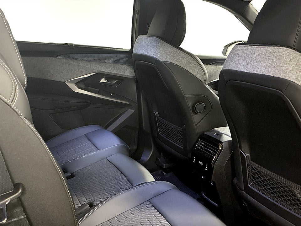 Bild på Peugeot 5008 GT Hybrid 145hk Aut 7-SITS B-KAMERA CARPLAY