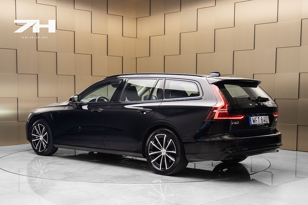 Volvo V60 Recharge T6 AWD Plus Dark Kamera Drag Adap.Farthållare