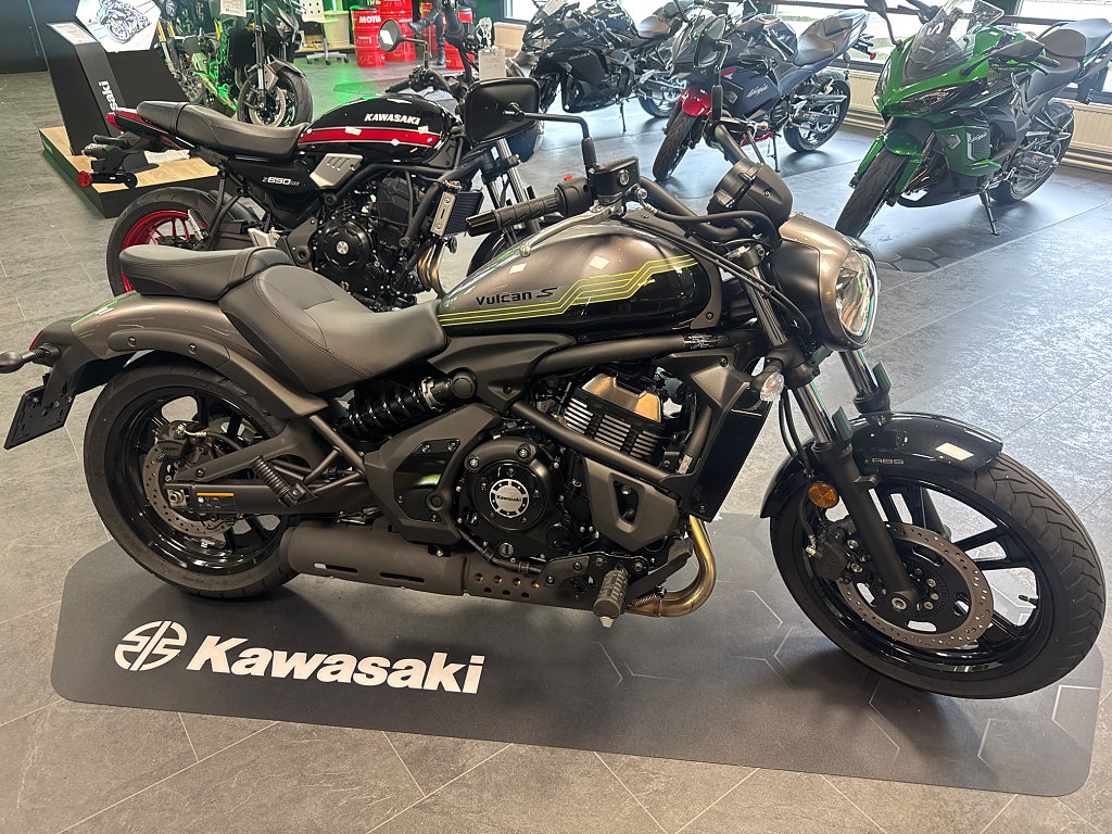 Kawasaki Vulcan S Demo 