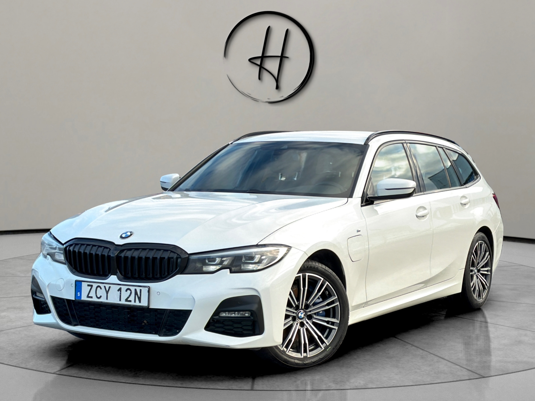 BMW 330 e 292hk G21 Plug in-hybrid 2021, bild 2/10