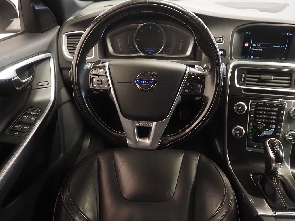 Volvo S60 D4 190hk R-Design BE Pro Taklucka|Kamera|H/K|Drag 2016