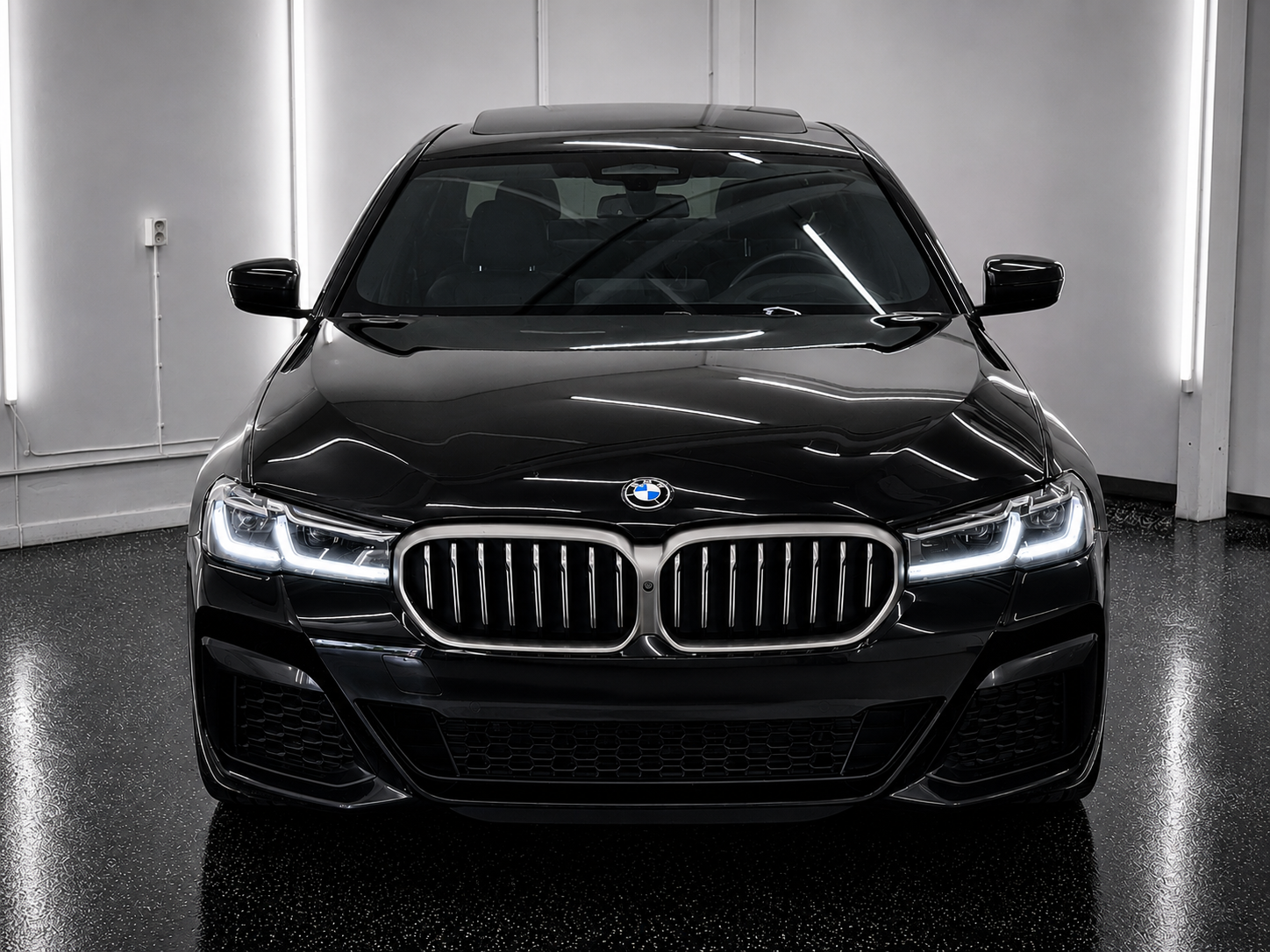 BMW M550i 2021, bild 2/61