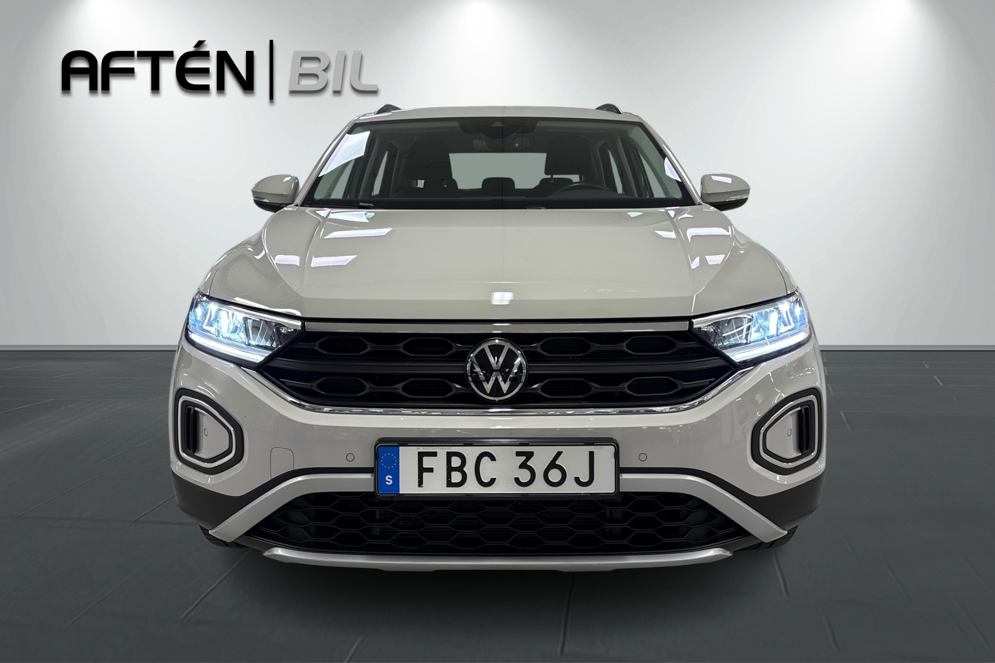 Volkswagen T-Roc 1.0 TSI 2023, bild 3/10