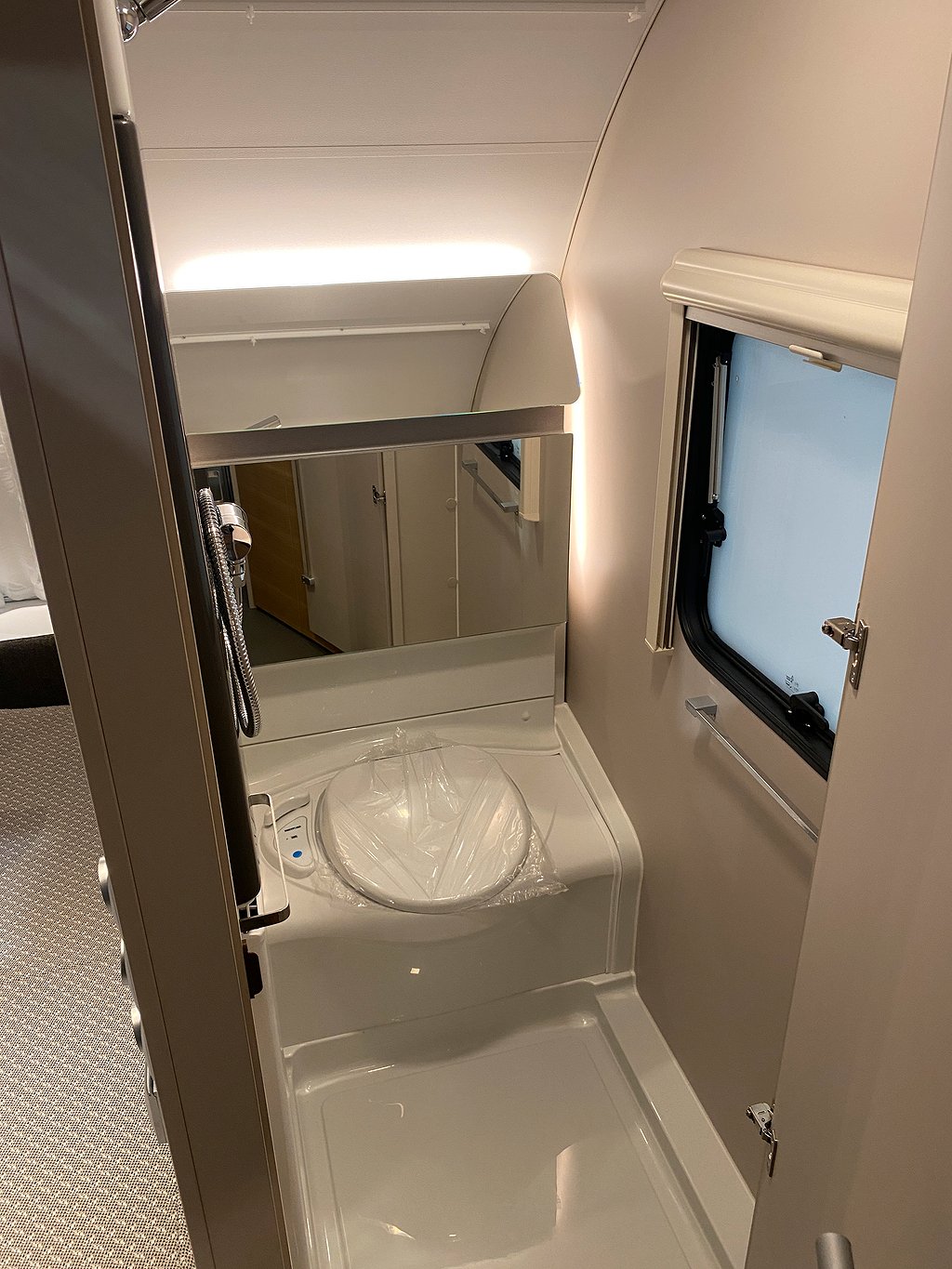 Adria Adora 613 PK / Barnkammar / Pluspaket / 2995kr / mån - Adria