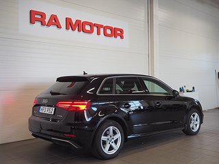 Halvkombi Audi A3 4 av 14