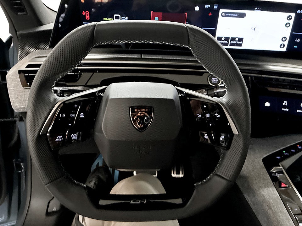 Bild på Peugeot E-3008 Edition Ultimate+ 4WD - OMGÅENDE LEVERANS!