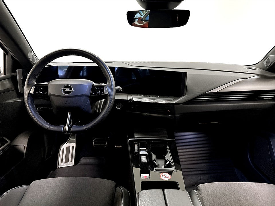 Bild på Opel Astra ST GS 1.2 PT 130hk Aut B-KAMERA CARPLAY