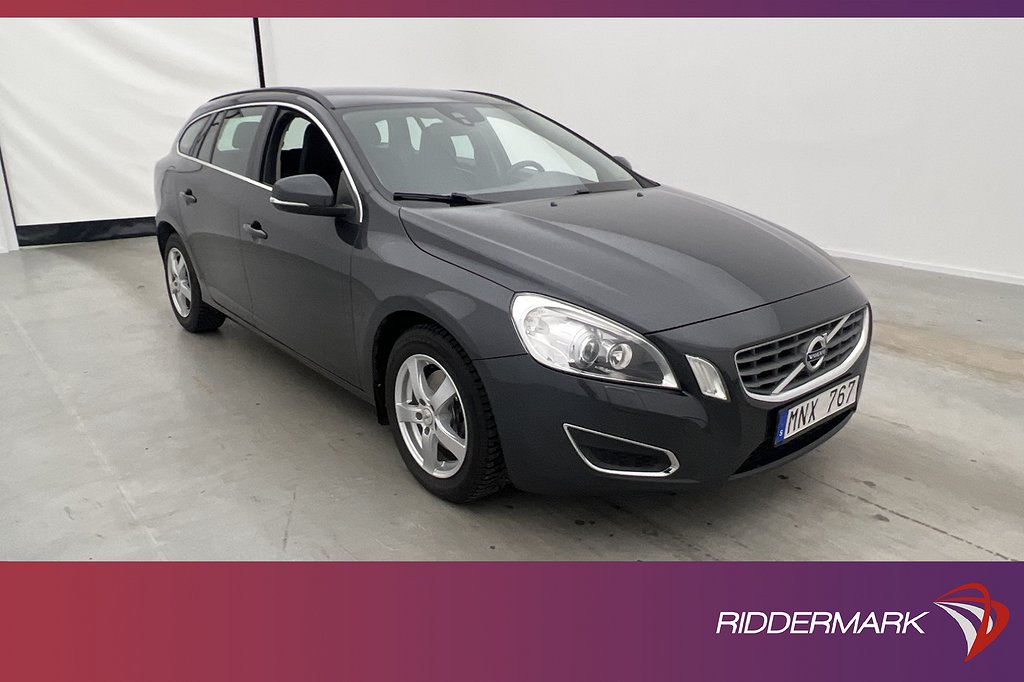 Volvo V60 T3 150hk Momentum P-sensorer Farthållare Drag