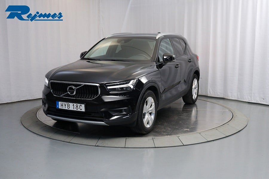 Volvo XC40 B4 FWD Bensin Momentum Advanced SE