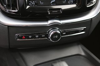 SUV Volvo XC60 24 av 28