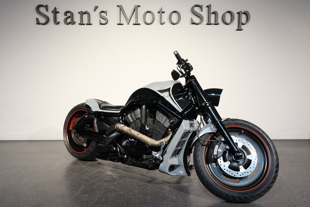 Harley-Davidson VRSCDX Night Rod Special 
