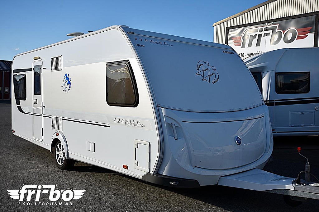 Knaus 590 FUS Südwind Silver Selection, Dubbelbädd