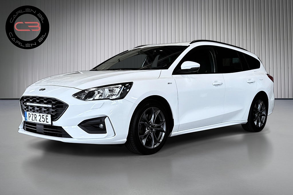 Ford Focus Kombi 1.0 EcoBoost ST-Line Adaptiv-Fart Rattvärme LED