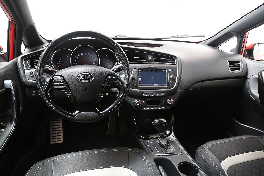 Kia Ceed 1,6 CRDi 136hk GT-Line Kombi Aut Navi Kamera Motorv 2017