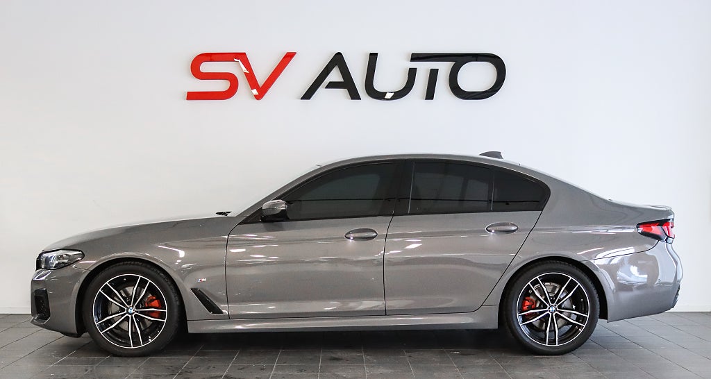 BMW 520 d xDrive Sedan M Sport Cockpit HiFi Drag Värmare