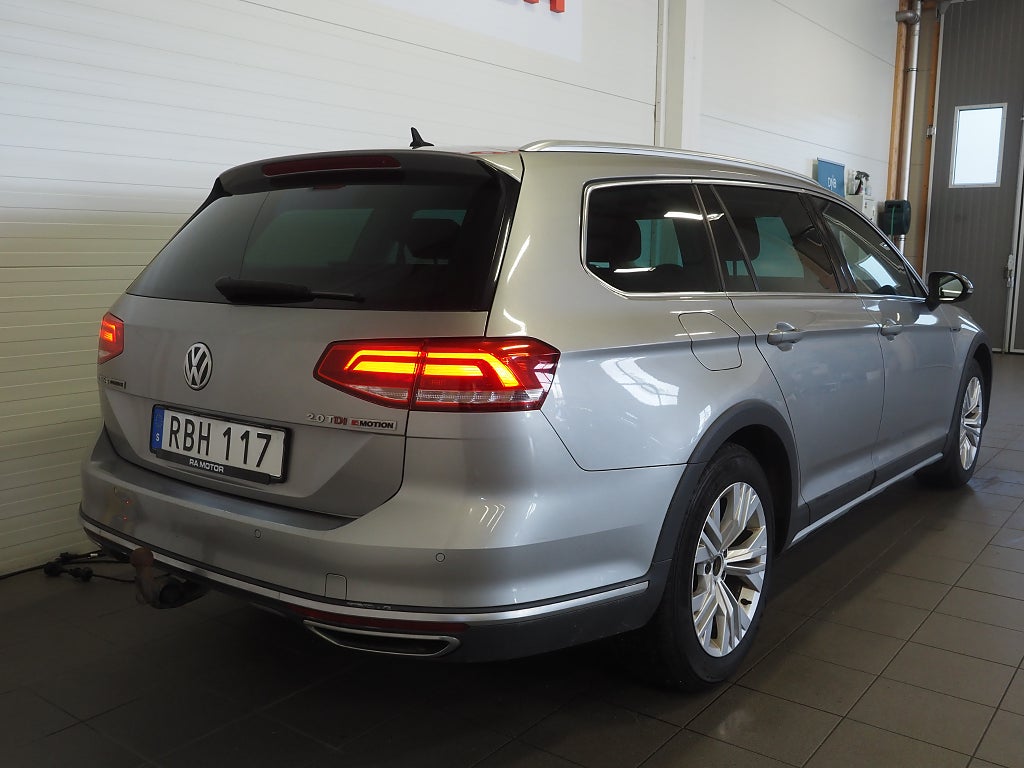 Volkswagen Passat Alltrack 2.0 TDI 4Motion 190hk Alltrack Drag Kamera D-Vär 2017