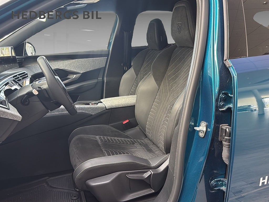 Peugeot 3008 HYBRID 145hk GT AUT thumbnail