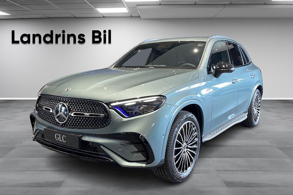 Mercedes-Benz GLC 300 e 4MATIC / AMG Line / Burmester / Drag