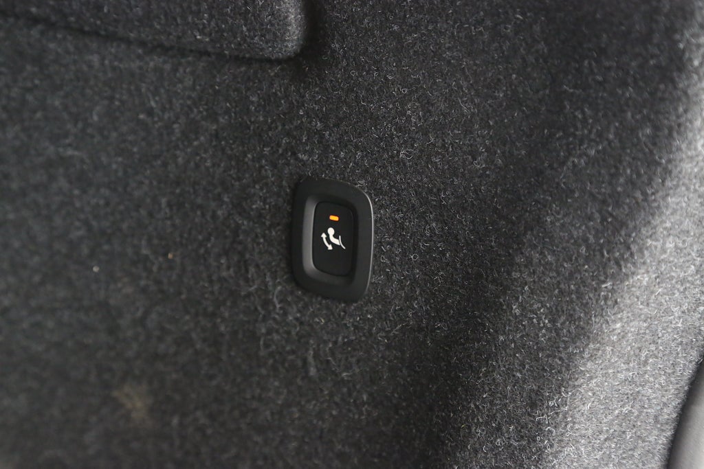 Volvo XC40 Recharge Twin Pro P8 AWD 360° H/K Pano Skinn 20" Drag 2022