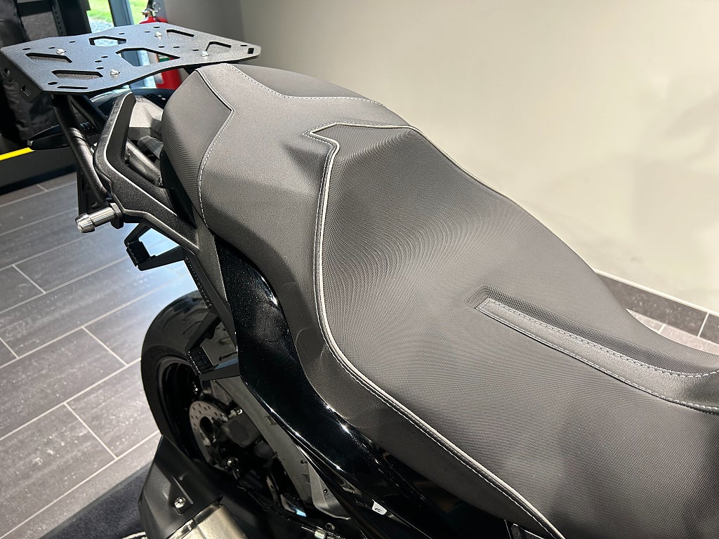BMW F900XR 3,45%/Triple Black/Wunderlich/MRA/Fullutr.