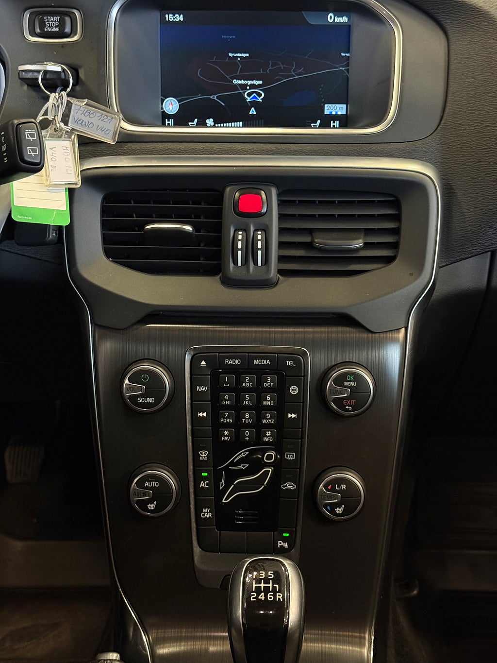 Volvo V40 D2 Momentum Gps Dragkrok V-Hjul Ny servad - miniatyr 20