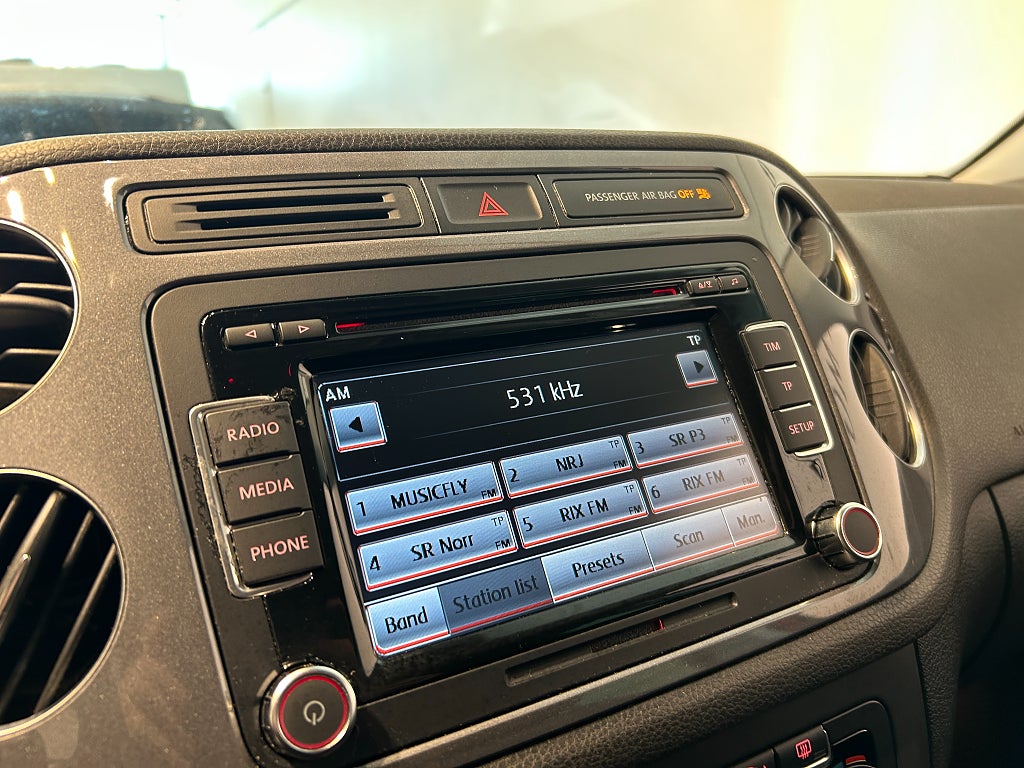 Volkswagen Tiguan 2012 - miniatyr 10