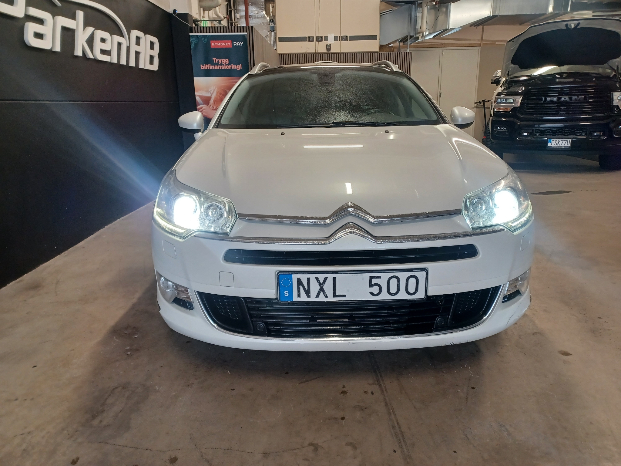 Citroen C5 Tourer 2.2 HDi Euro 5 2013, bild 3/36