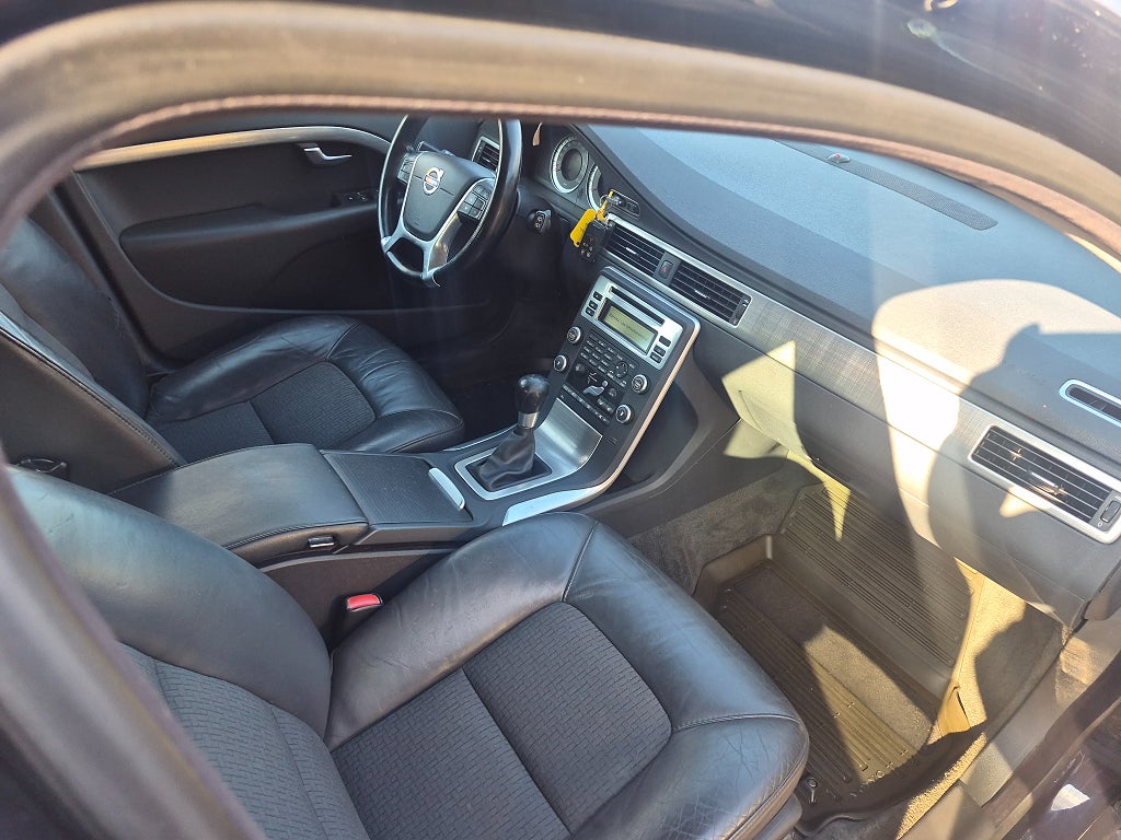 Volvo V70 2011 - miniatyr 6