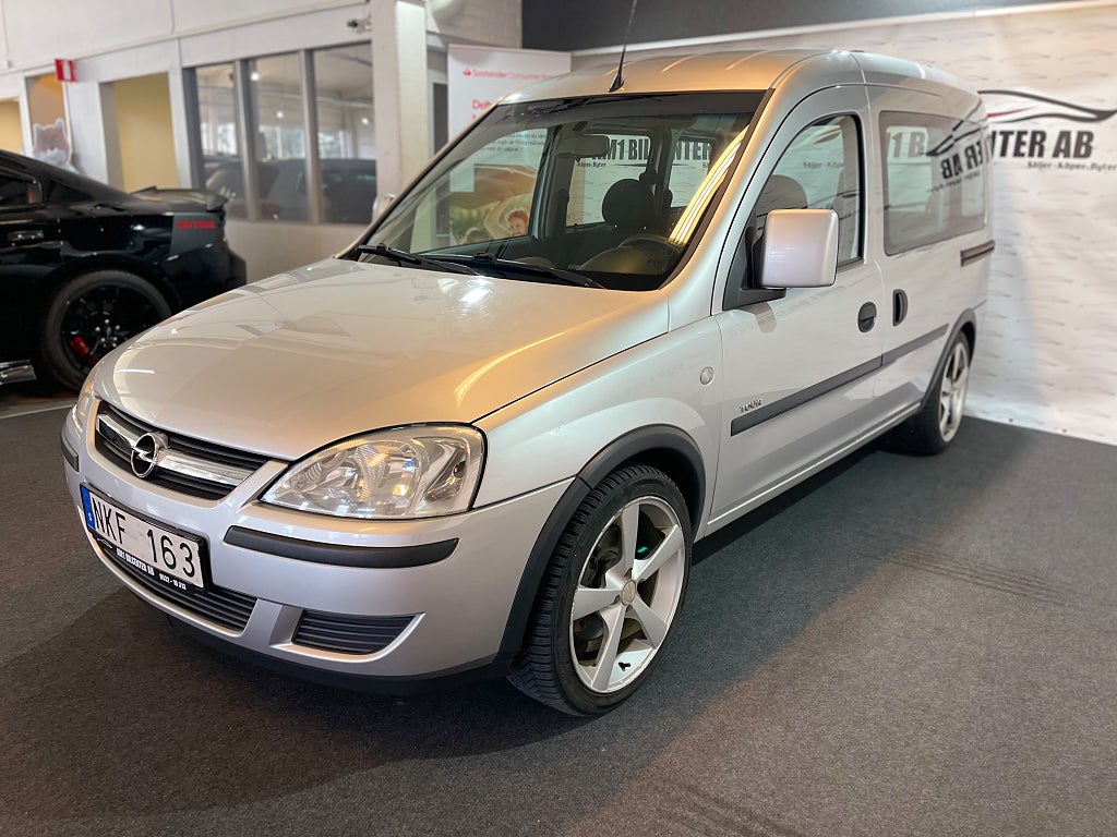 Opel Combo 1.6 CNG ecoFLEX 94hk Lågmil