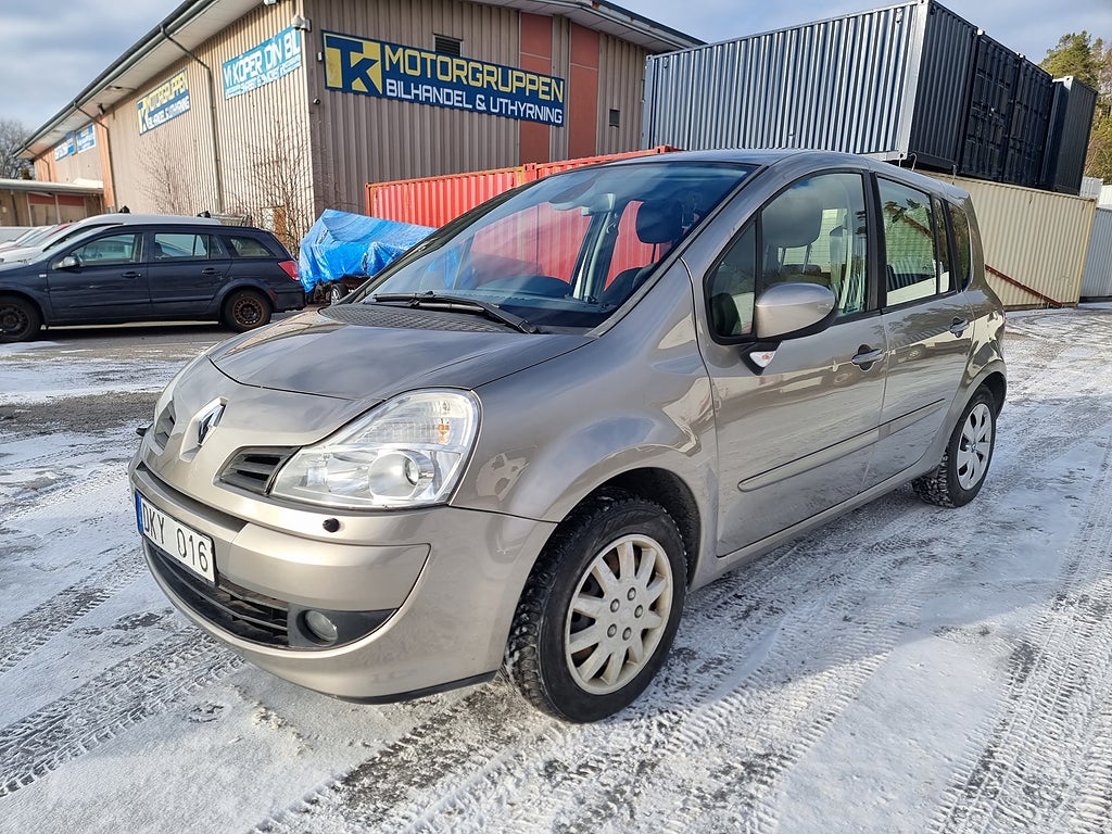 Renault Modus 1.2 / Ny Besiktigad Ny kamrem